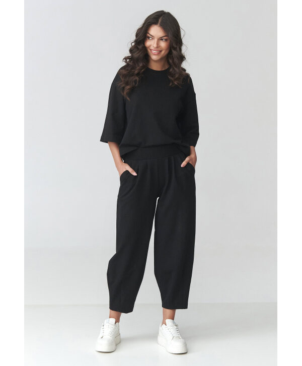Moteriškas sportinis kostiumas su balloon tipo kelnėmis juodas M916