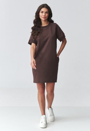 suknele dresowa oversize trumpomis rankovemis tamsi czekolada M920