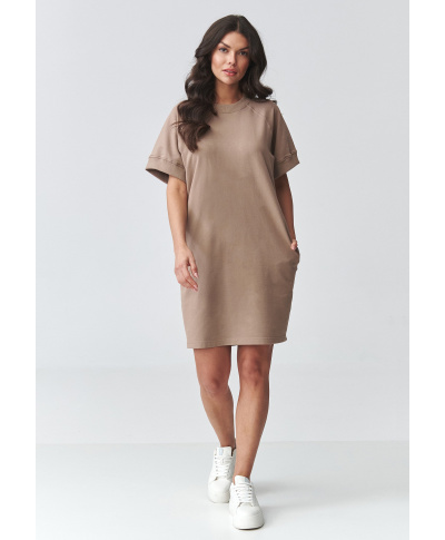 Kleita oversize sporta stila ar īsām piedurknēm mokas M920