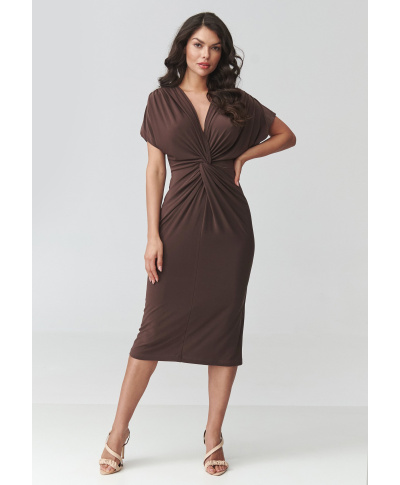 Sukienka midi z marszczeniem czekoladowa M938