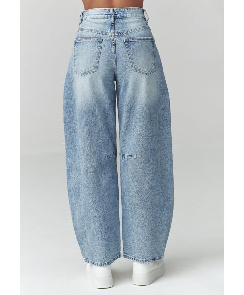 Sieviešu džinsi ar nolietojumiem denim C50