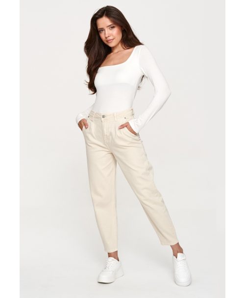 Jeansy mom fit z wysokim stanem piaskowe C31
