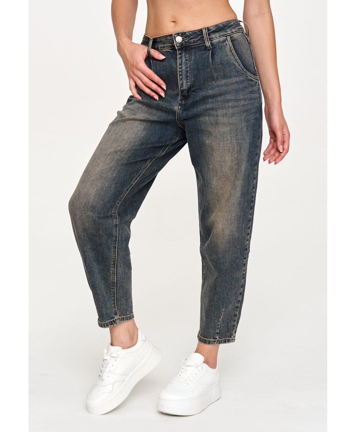 Jeansy mom fit z wysokim stanem retro jeans C70